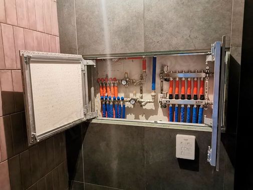 Люк под плитку Секрет 3.0, 2 створки 1250*900 Люк под плитку Секрет 3.0, 2 створки 1250*900