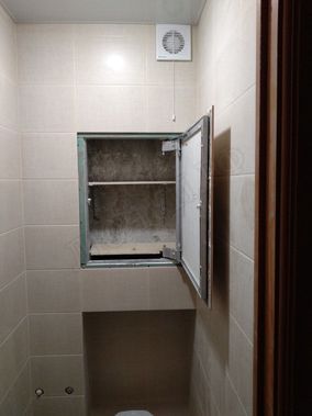 Люк под плитку Нажимной Секрет-Лайт 450*400 Люк под плитку Нажимной Секрет-Лайт 450*400